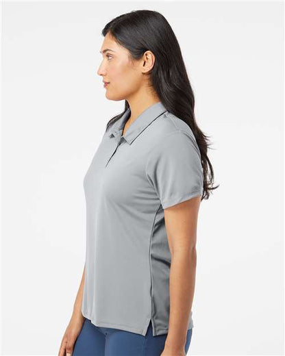 Grey Three-model Image