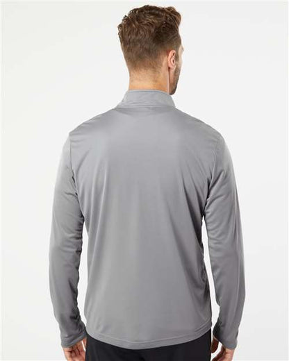 Grey Three-model Image