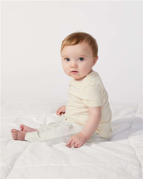 Natural-model Image