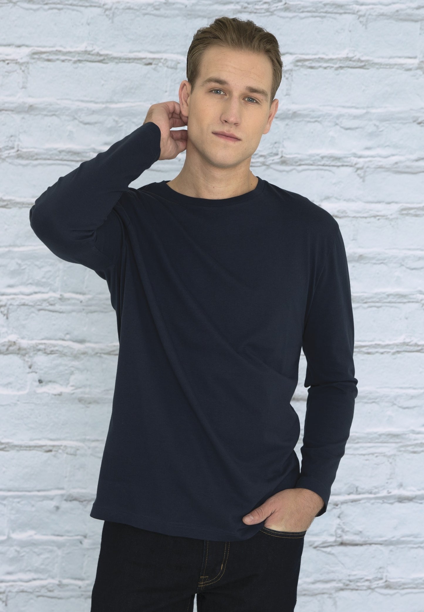 True Navy-model Image