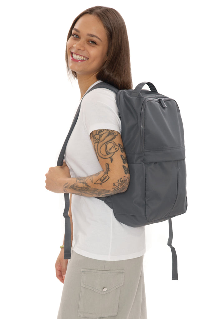 Main Model Image 2