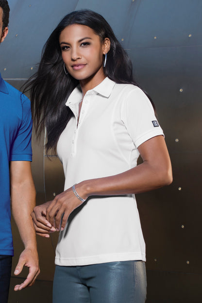 Bright White-model Image