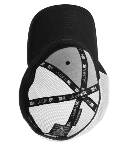 Black/White-model Image